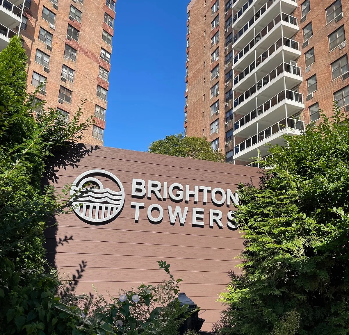 Brighton Towers — Photo 2