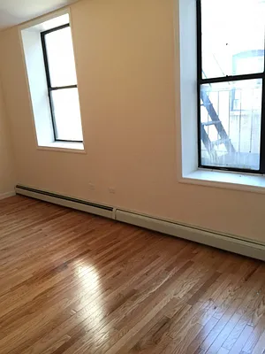 Rented by Bohemia Realty Group | media 11