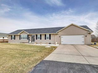 2673 Lawrence Dr, De Pere, WI 54115