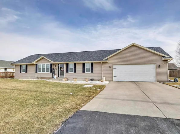 2673 Lawrence Dr, De Pere, WI 54115