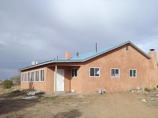 3rd image of 99 Tammy Ln