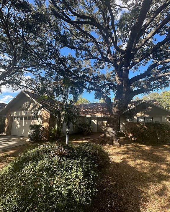 1st image of 1118 BRAMBLEWOOD DRIVE