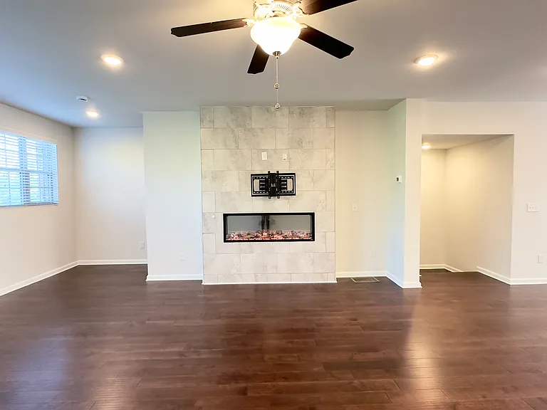 3357 Evermore Pkwy — Photo 24
