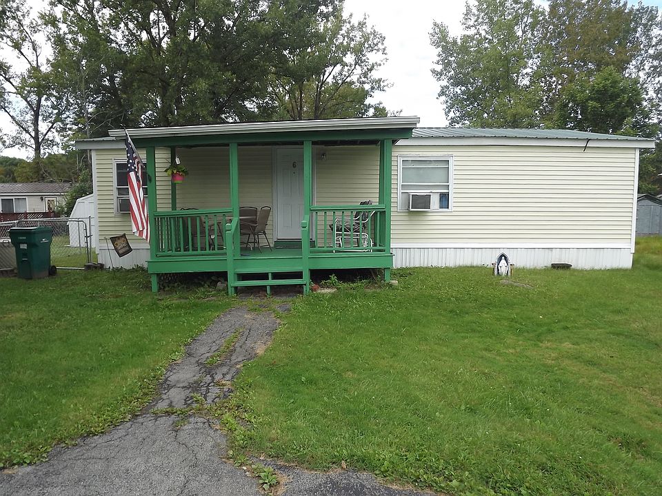 1st image of 6 Arbor Ave