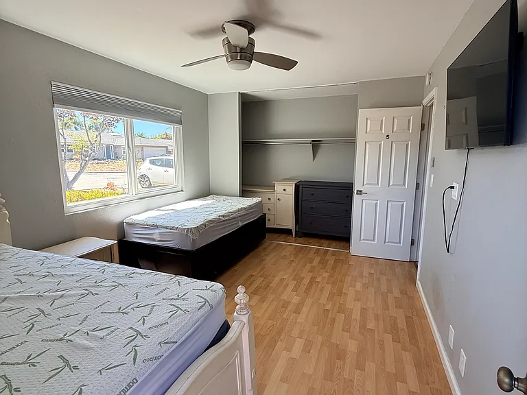 145 Waugh Ave — Photo 15