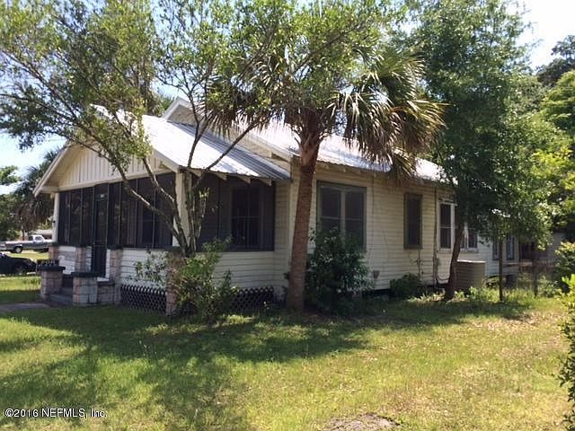 201 S. 13th St front and right side
