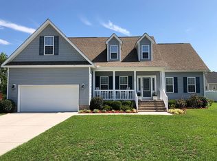 102 Wickersham Ct, Jacksonville, NC 28540
