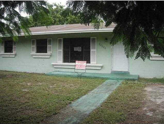 1st image of 20220 NW 42nd Ave