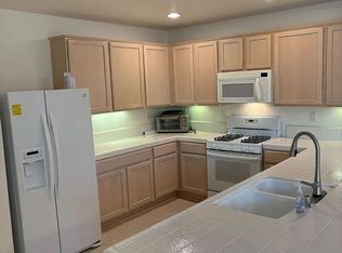 280 Mill Valley Cir N, Sacramento, CA 95835