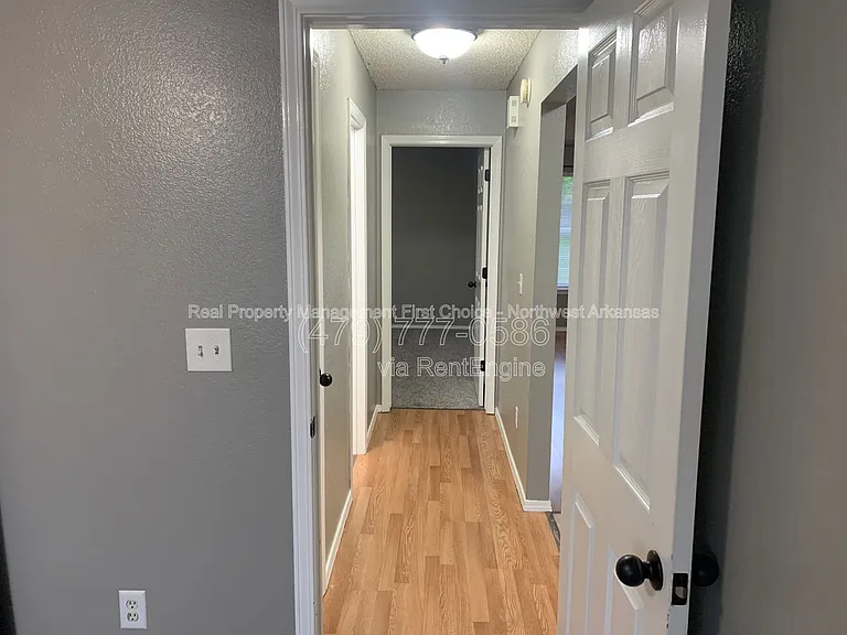 509 E Pinion St — Photo 6
