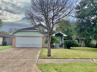 10802 Parkland Woods Dr, Sugar Land, TX 77498