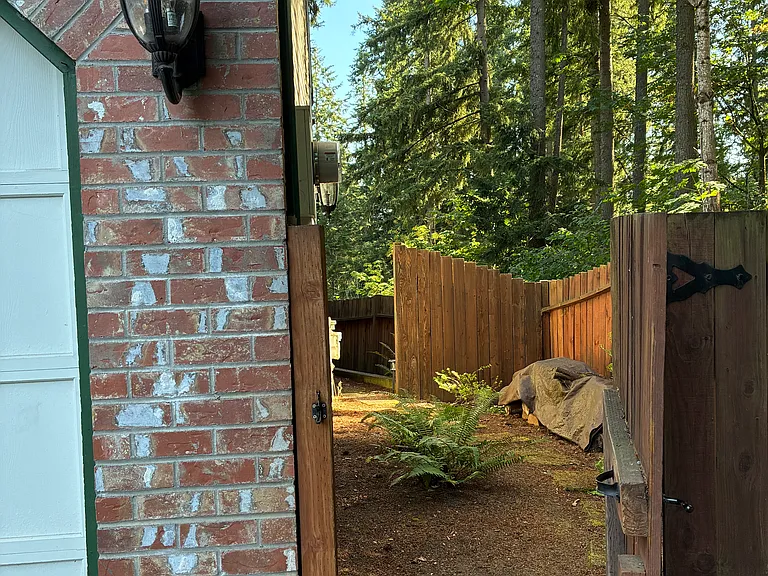 SE 246th St — Photo 9