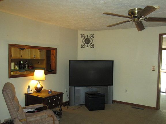 4th image of 17550 Berwick Tpke