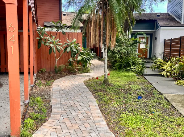 641 Fairwood Forest Dr, Clearwater, FL 33759