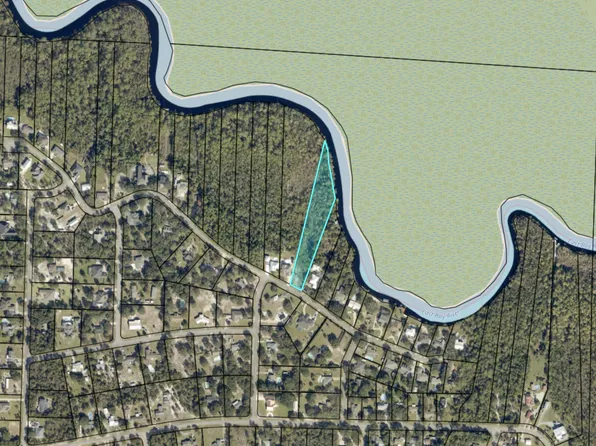 8756 Sand Pine Dr, Navarre, FL 32566