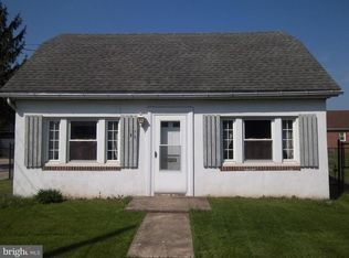 9 1/2 N Forrest St, York, PA 17404