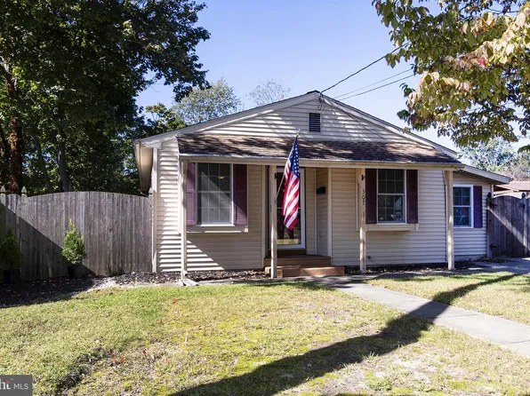 307 Fern Ave, Glendora, NJ 08029