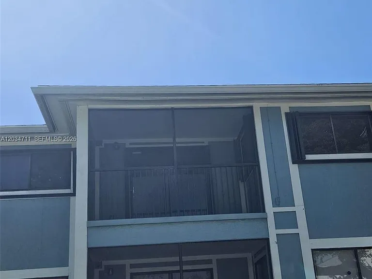 19800 SW 103rd Ct #201 — Photo 26