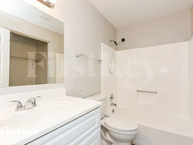 44 Hartley Woods Dr NE — Photo 15