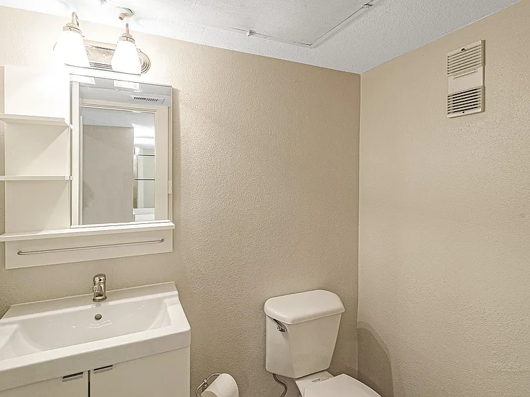 1500 Sandy Springs Rd #35 — Photo 13