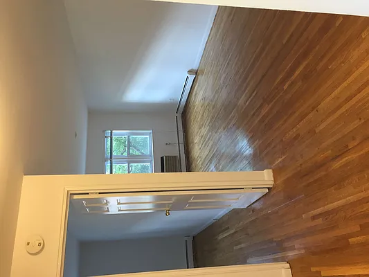 Rented by 18 REALTY | media 27