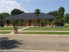 1st image of 605 Robert Lee Cir