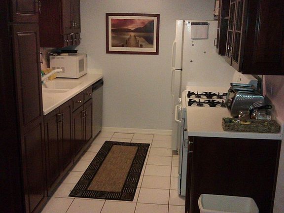 4th image of 522 Kiowa Cir APT 102