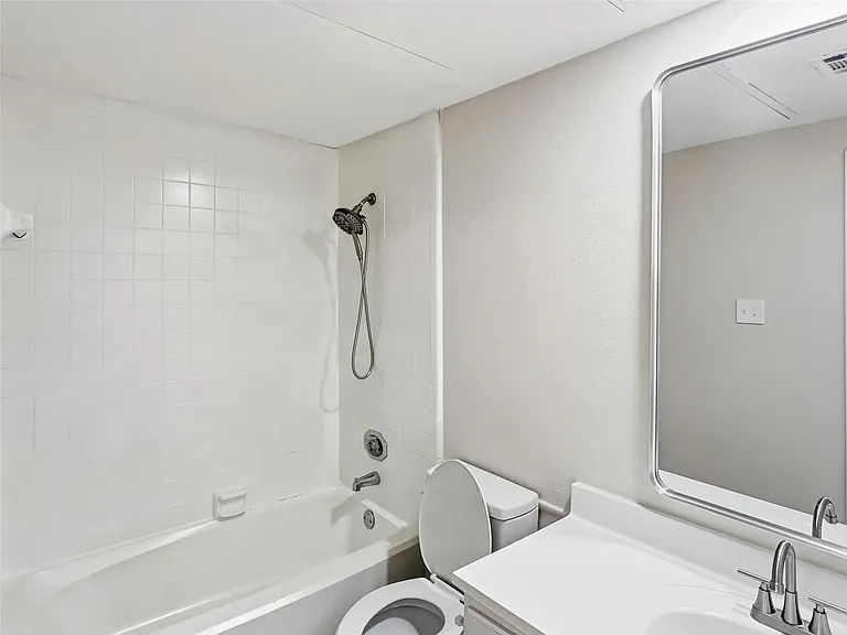 7126 Holly Hill Dr #210 — Photo 19