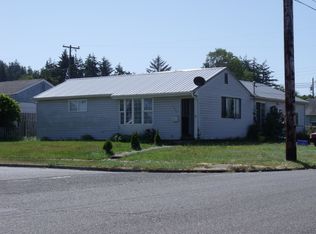 1005 Noble Ave, Coos Bay, OR 97420