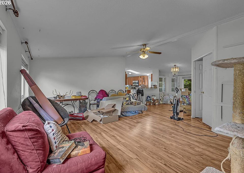 10th image of 16000 SE Powell Blvd Unit 6