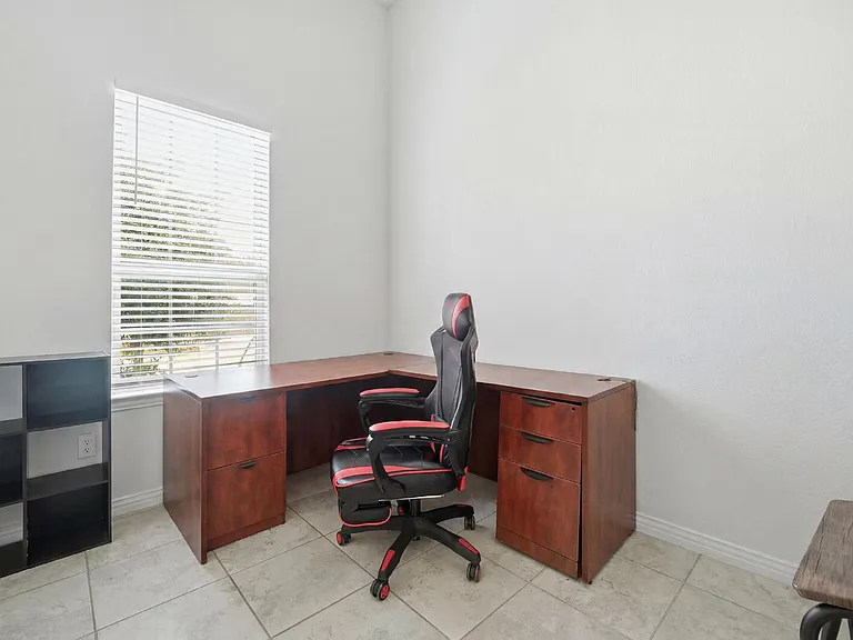 12901 Stanford Dr — Photo 3