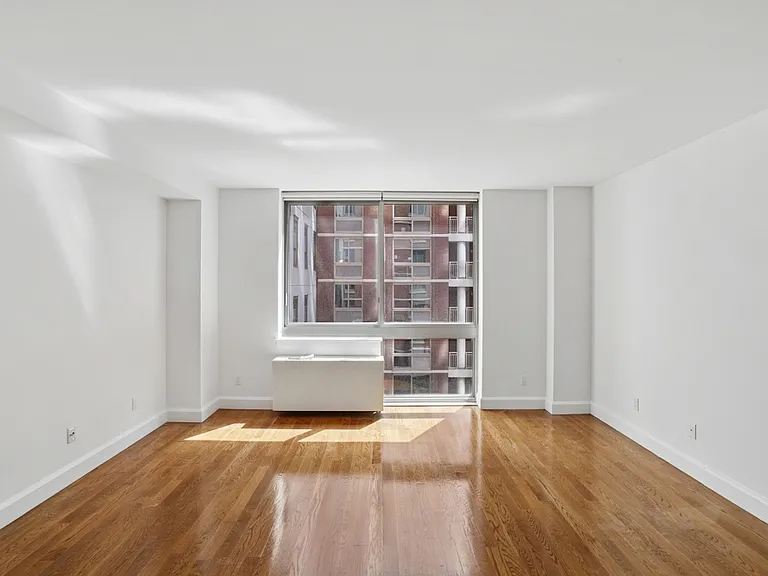225 Schermerhorn St #21E — Photo 7