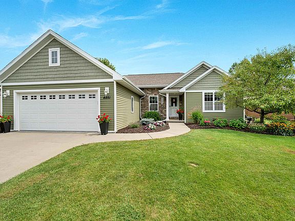2nd image of 4851 Isabella Cir