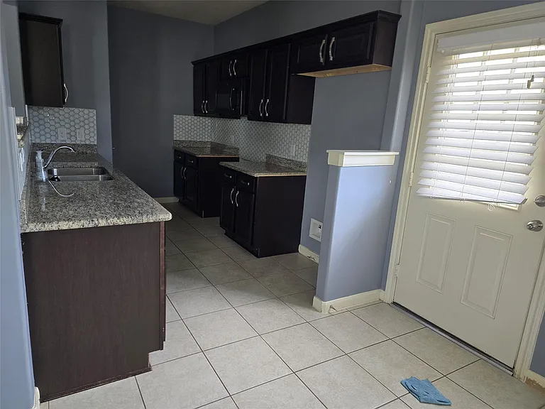 10610 Prillerman Trails Dr — Photo 7