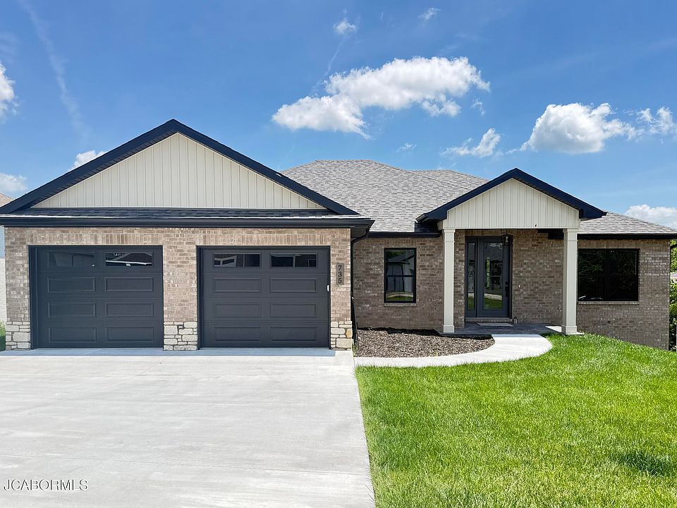 1st image of 735 Sardonyx Dr