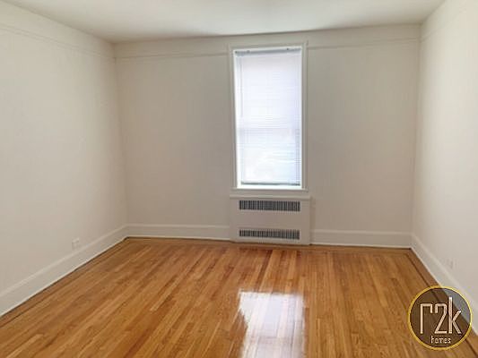 5th image of 28-16 34th St #11