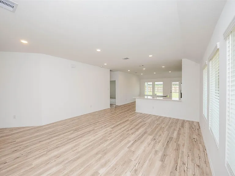 2550 Olivine Stone Dr — Photo 7