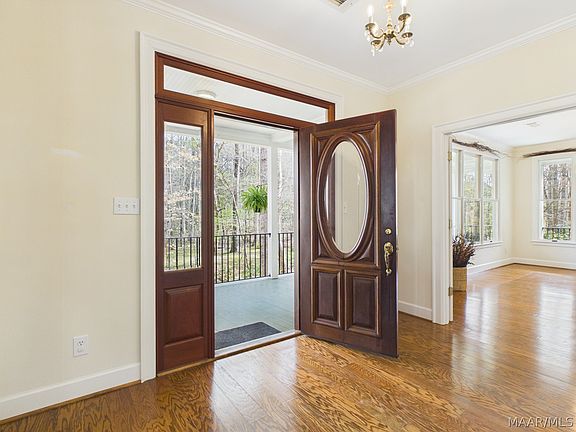 3rd image of 37 Trotters Mill Rd