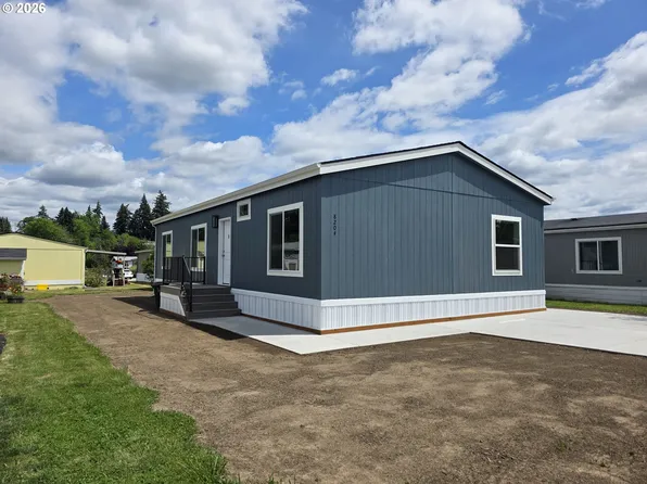 8204 SE Poppy St, Milwaukie, OR 97267