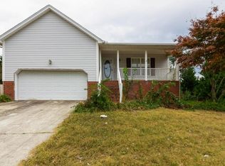 9003 Faith Hill Ln, Hixson, TN 37343