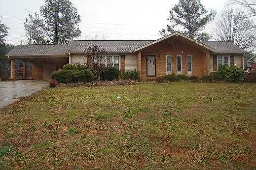1st image of 807 Lucerne Dr