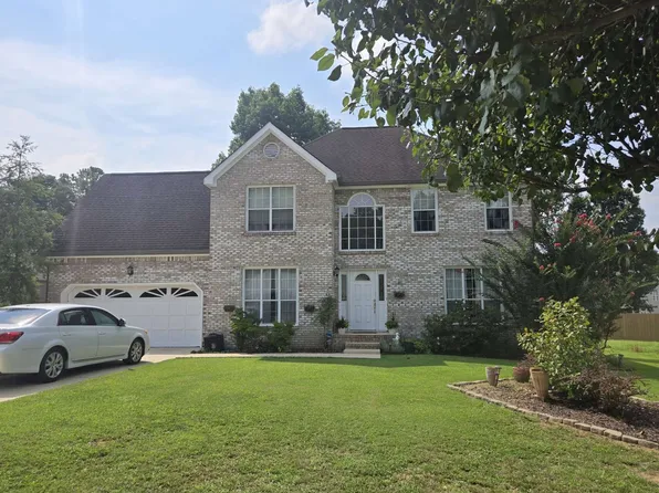 8514 Creek Stone Dr, Chattanooga, TN 37421