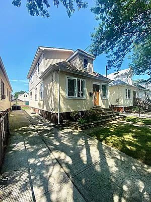 2nd image of 140-26 169th St