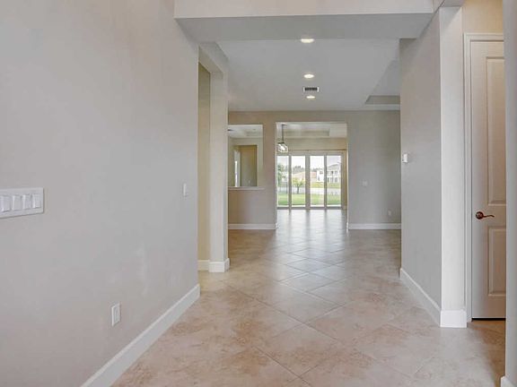 4th image of 5890 Quailberry Ct