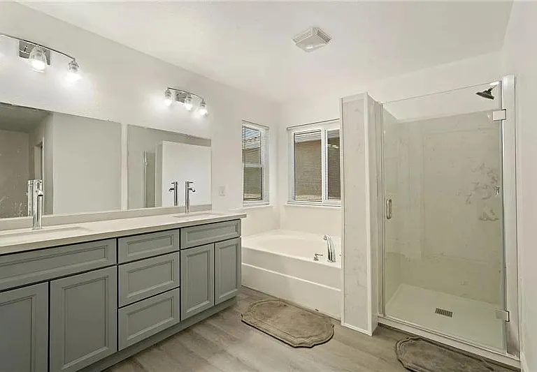 5447 Benttree Way — Photo 10