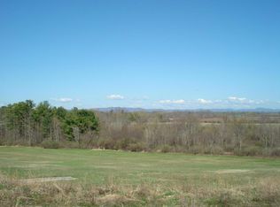 15 Lamos Ln, Fort Edward, NY 12828