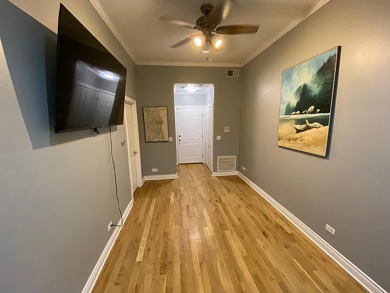 1349 W Huron St #2R — Photo 6