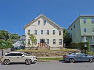 19 Elizabeth St, Worcester, MA 01605