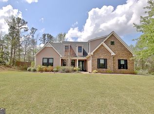 12 Smokey Ridge Ct, Newnan, GA 30263