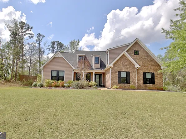 12 Smokey Ridge Ct, Newnan, GA 30263